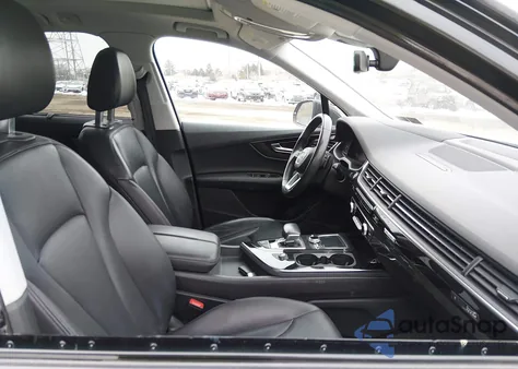 2019 Audi Q7 55 Premium z USA, uszkodzony, nr VIN WA1VAAF77KD026890